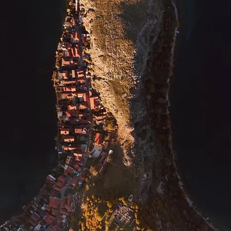 Dejani בית הארחה Lini