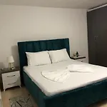 Dejani 3*