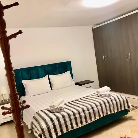 Guest house Dejani Lin