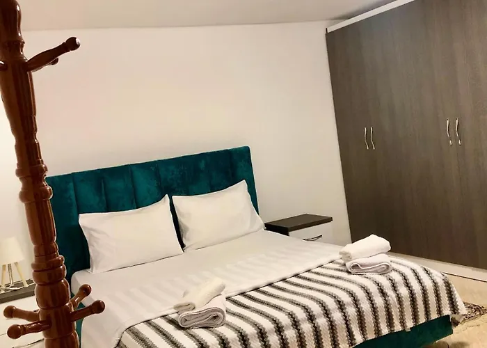 Guest house Dejani Lin